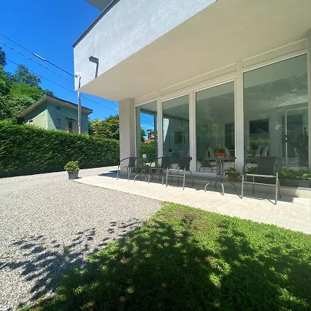 Crystal Couette-café