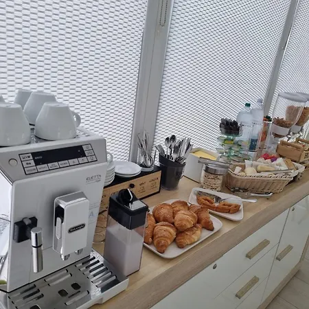 Crystal ベッド・アンド・ブレックファスト 3*