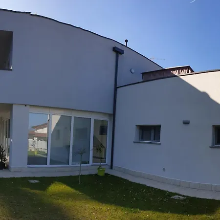 Crystal دورميلّيتّو