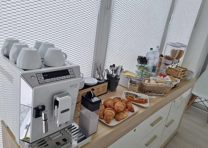 Crystal Bed & Breakfast 3*