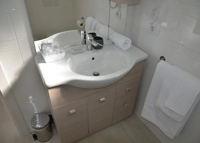 Bed & Breakfast Crystal